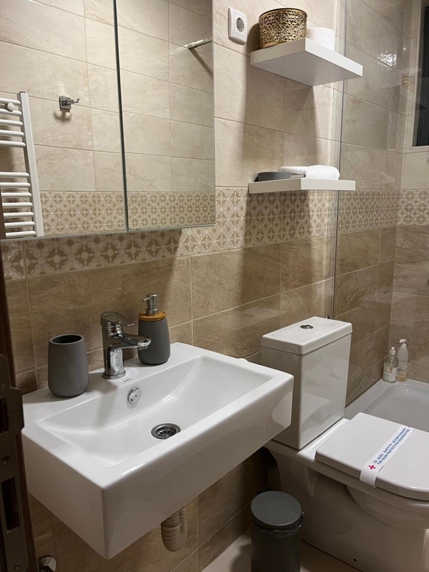 נובי פאזאר Apartmani Sova מראה חיצוני תמונה